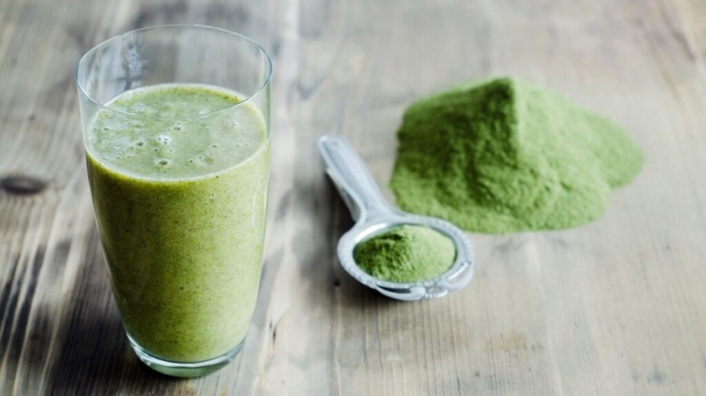 Reasons Why You Should Add Superfood Greens To Your Diet